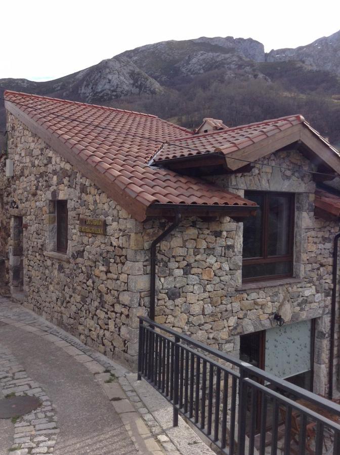 La Cabana De Catalina Sotres Exterior foto
